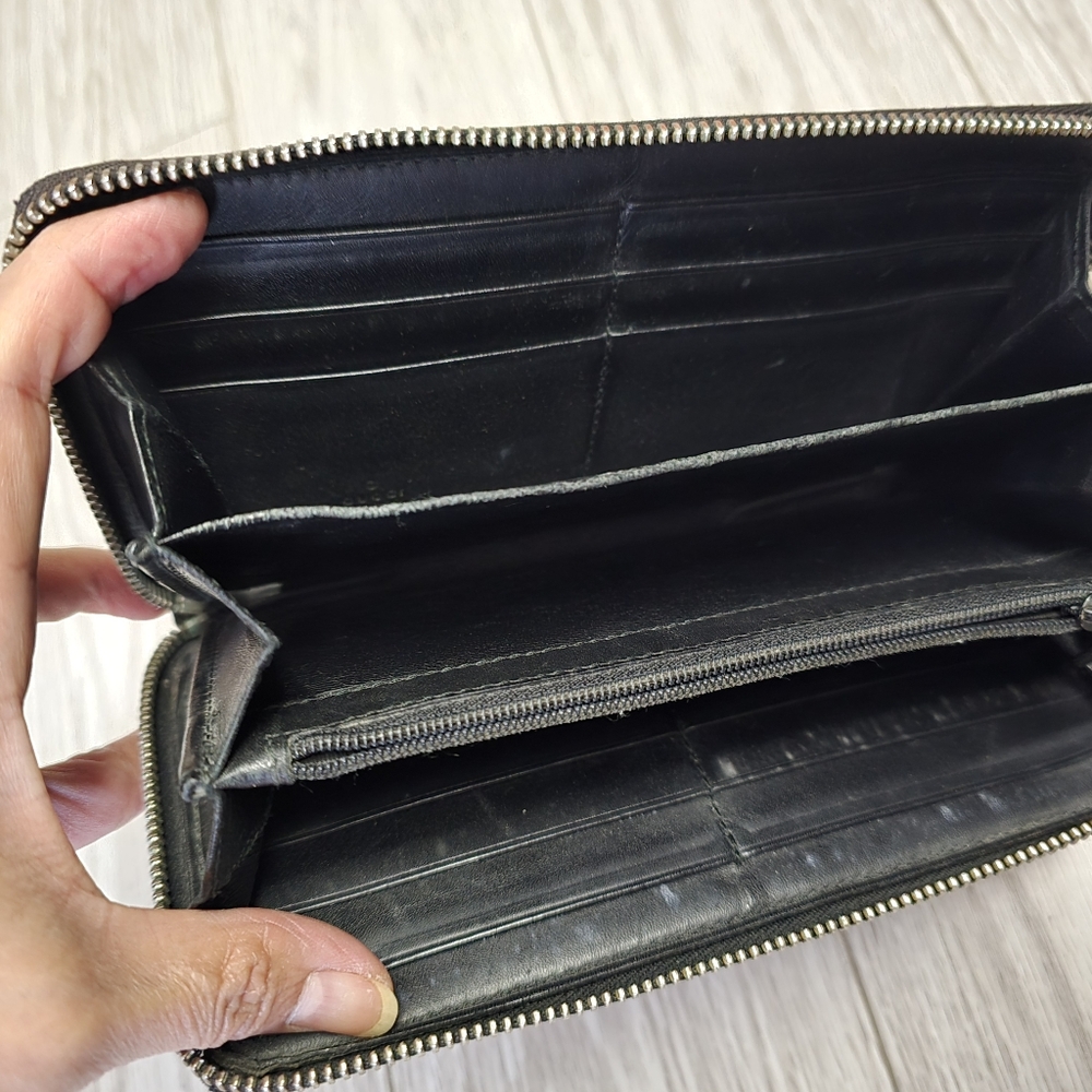 Gucci Wallet Bundle - Picture 5 of 16